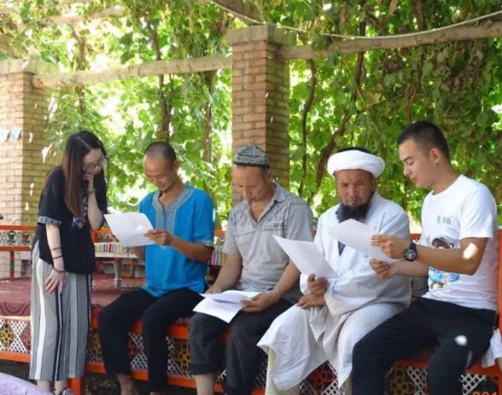 1473667270201603.png 湖北教育新闻网:高校实践队深入新疆农户做调查 助力农户搭建电商平台.png