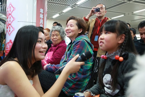 现场互动 王铖焱摄